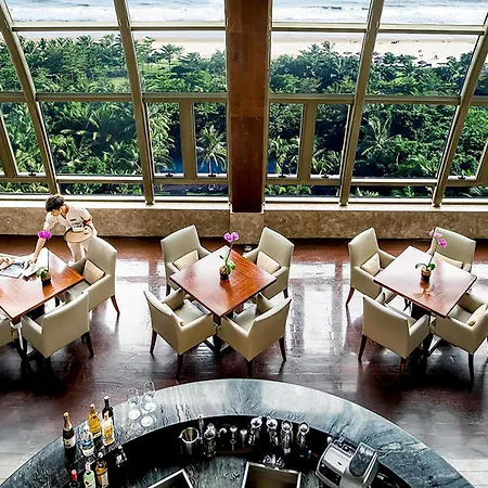 Pullman Oceanview Sanya Bay Resort & Spa-2